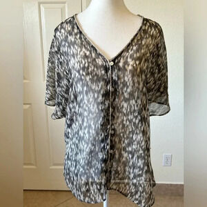 Converse One Star Blouse Women's Medium Multicolor Sheer Flutter‎ Sleeve V-Neck